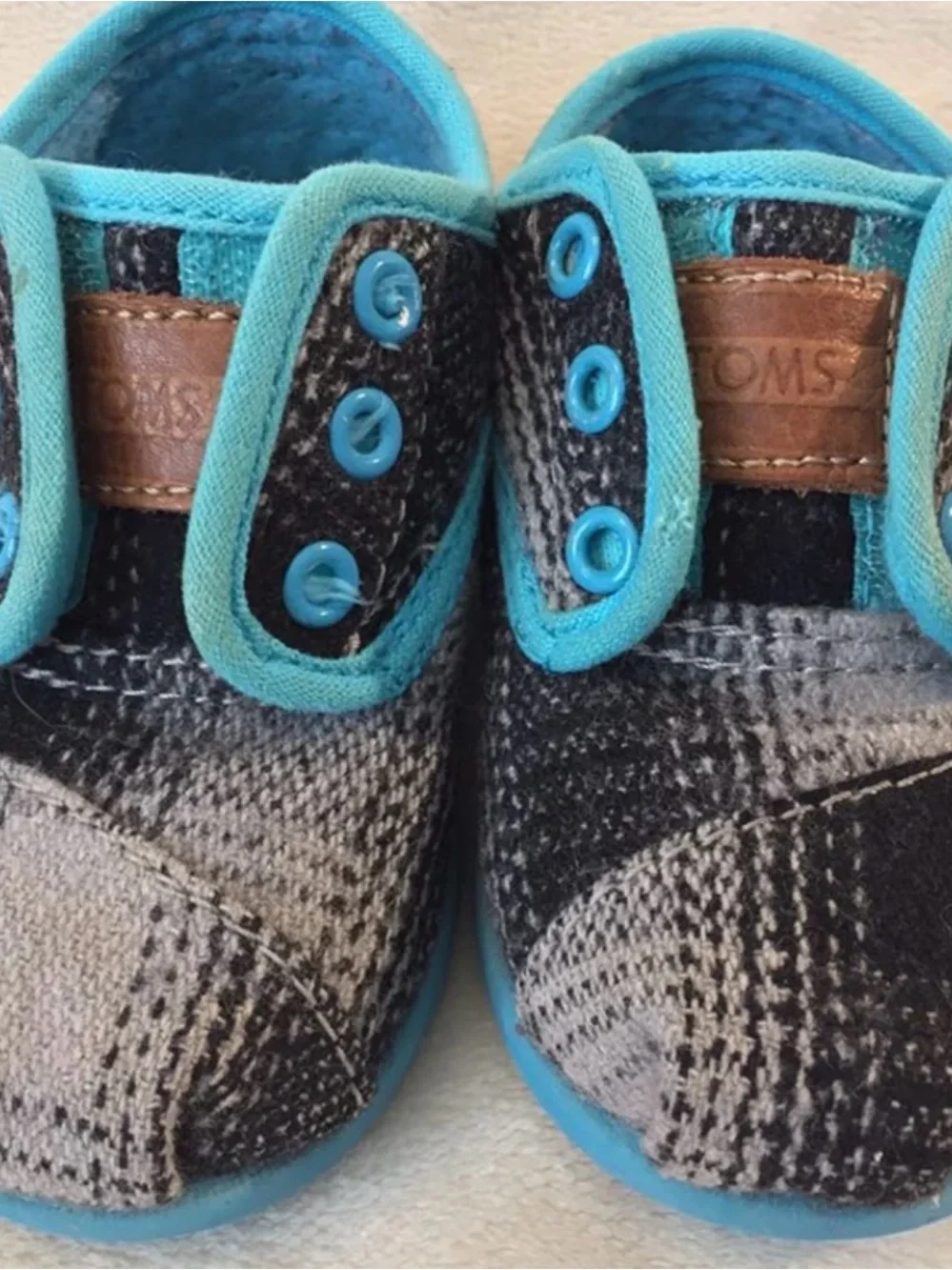 Toms Tiny Cordones Baby size 5
